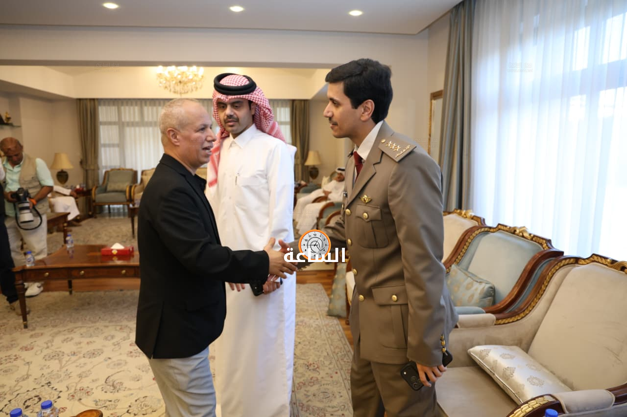 Madar Al-Saa Images 0.45594204643638836