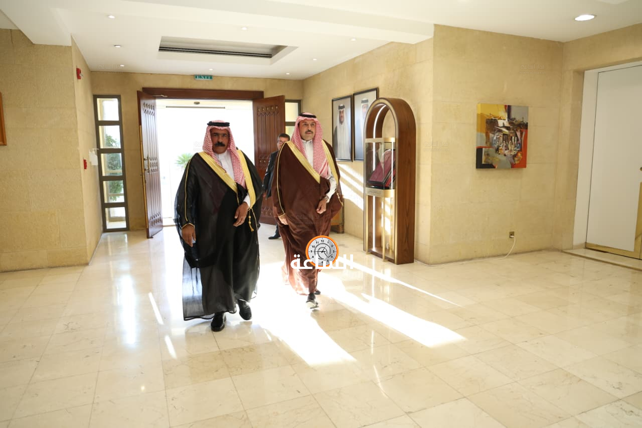 Madar Al-Saa Images 0.5605924159523149