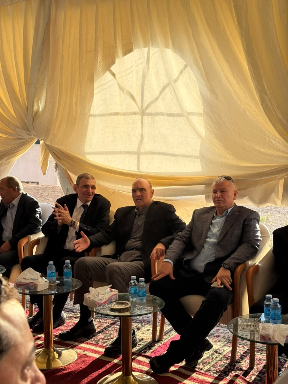 Madar Al-Saa Images 0.41095450515205945