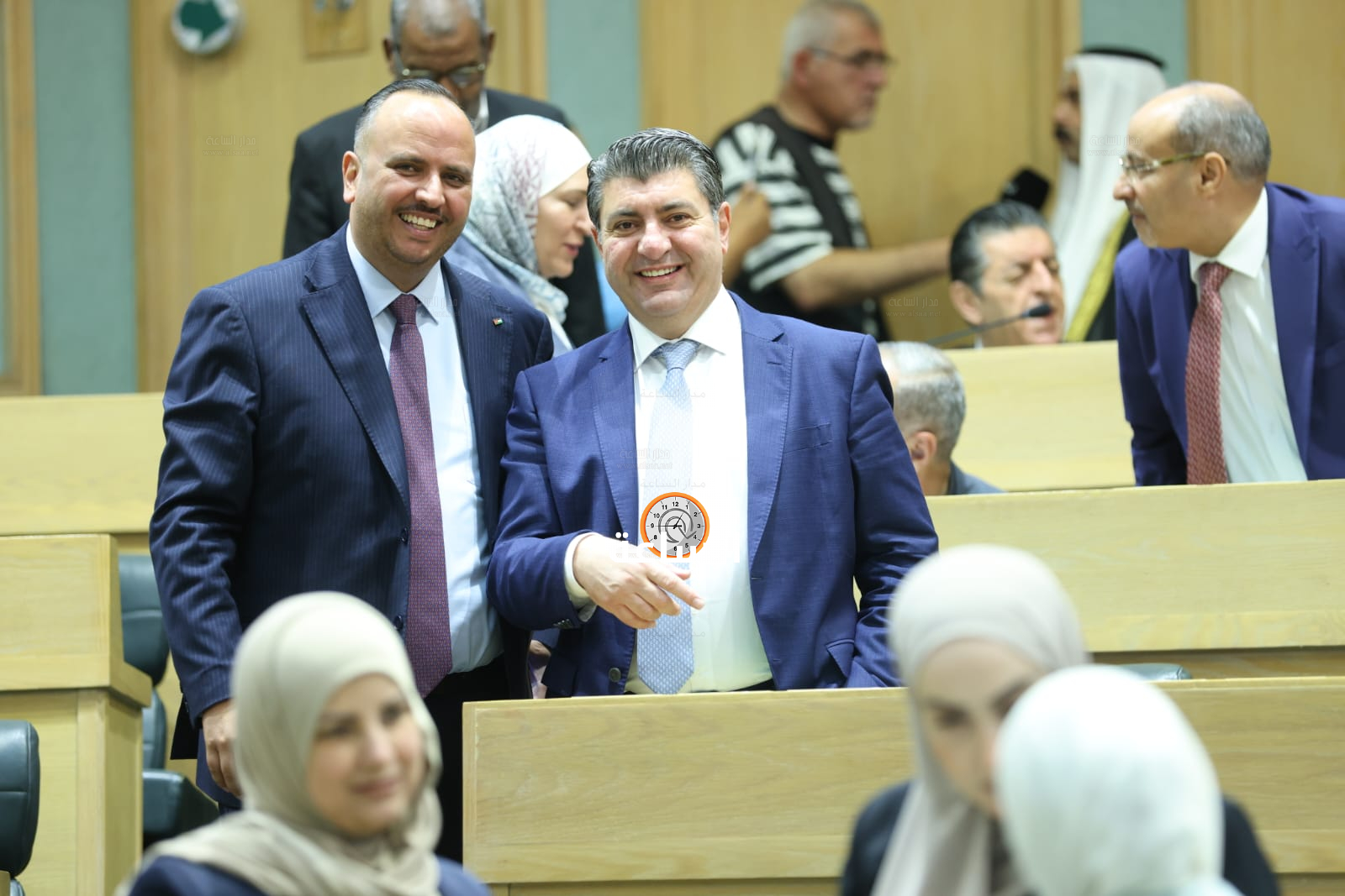 Madar Al-Saa Images 0.0941390844147364