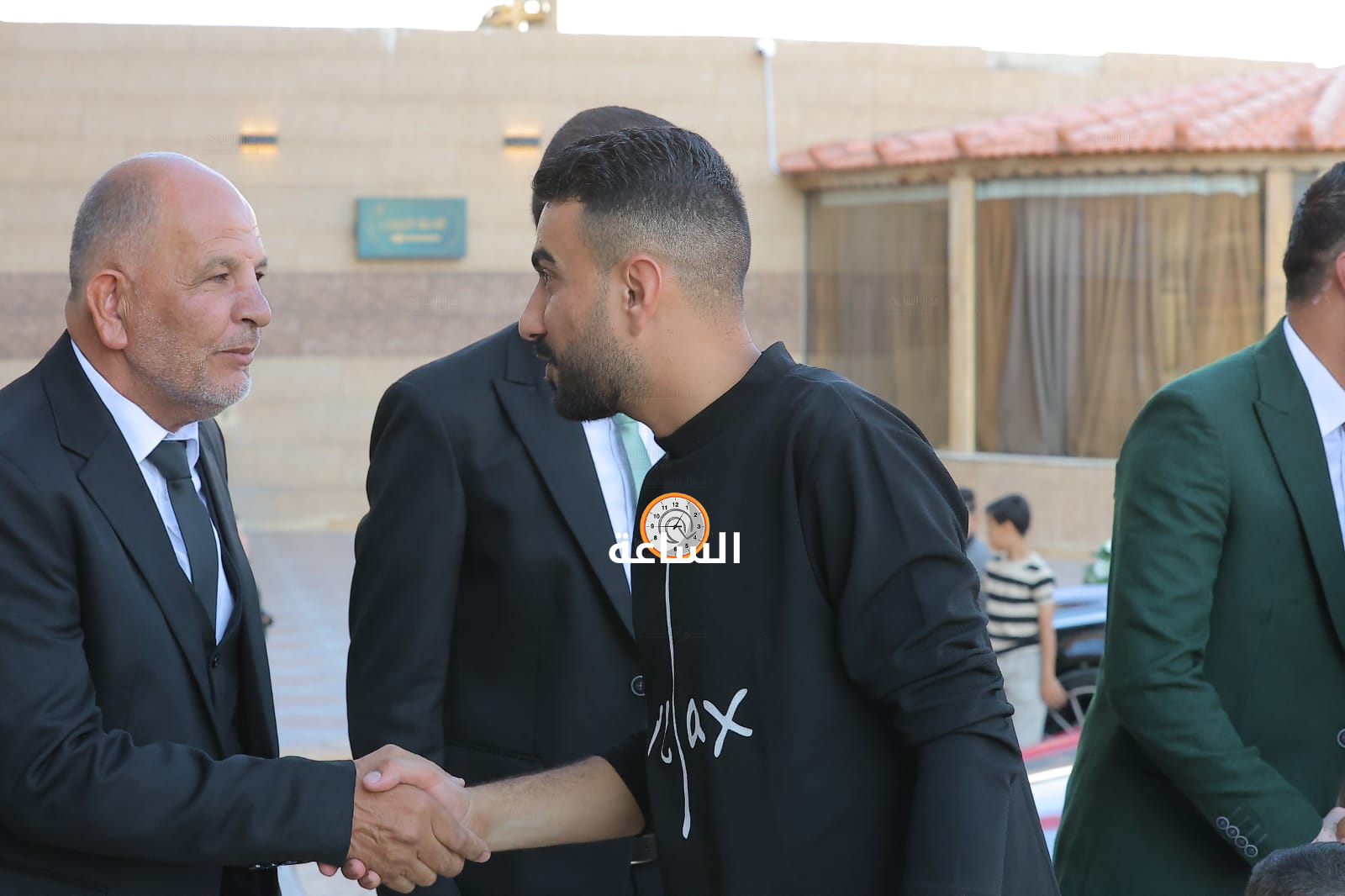 Madar Al-Saa Images 0.03250689699788534