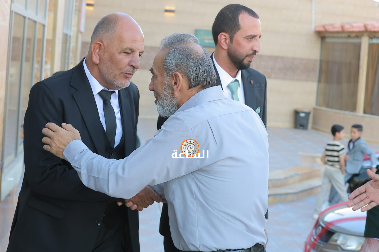 Madar Al-Saa Images 0.5241251095057
