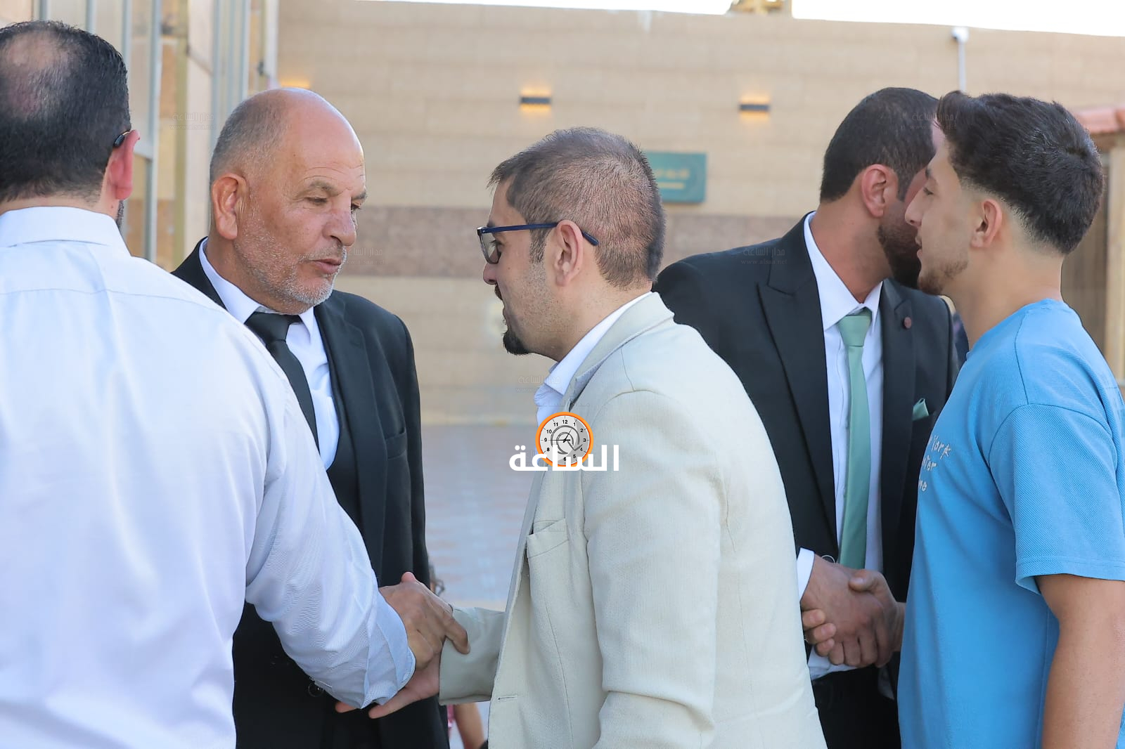 Madar Al-Saa Images 0.8562450070787039