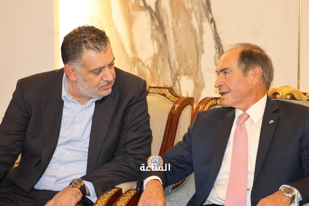 Madar Al-Saa Images 0.5539576085010278