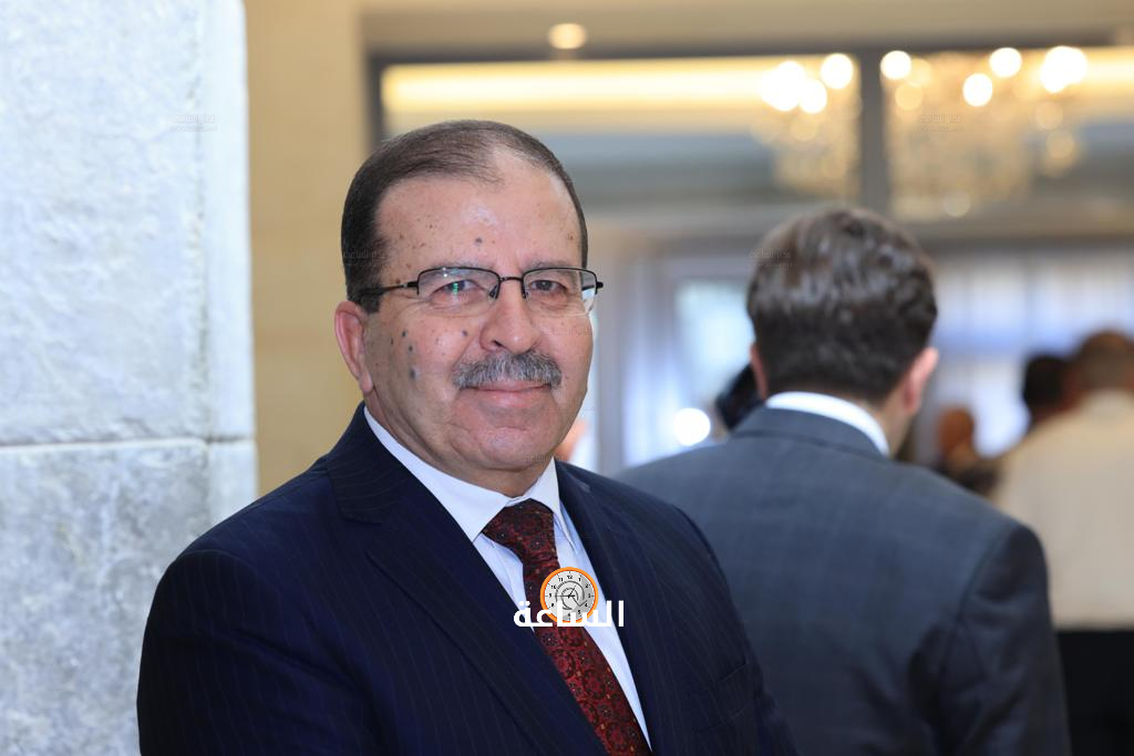 Madar Al-Saa Images 0.23879003964155265