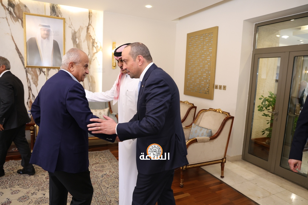 Madar Al-Saa Images 0.43934458269762733