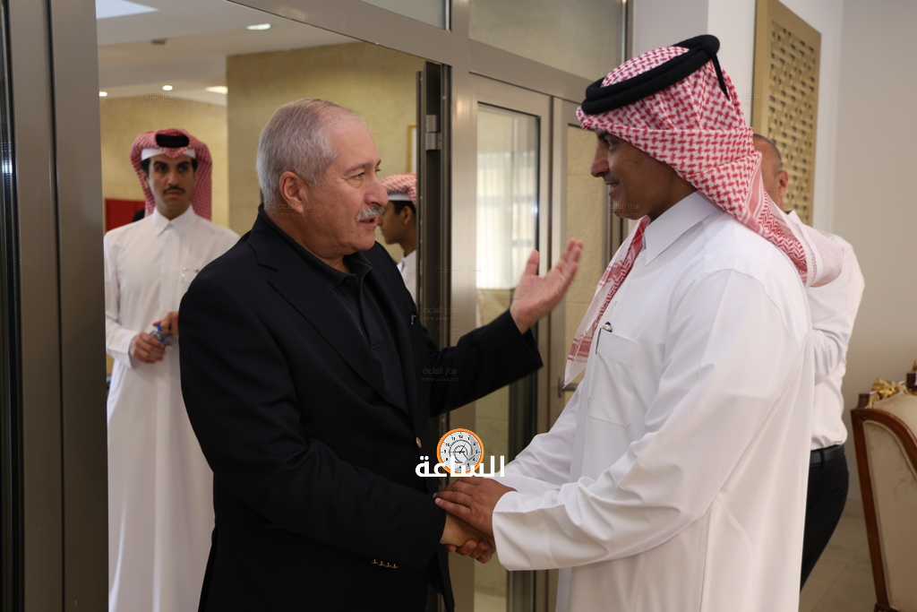 Madar Al-Saa Images 0.3403536416420049