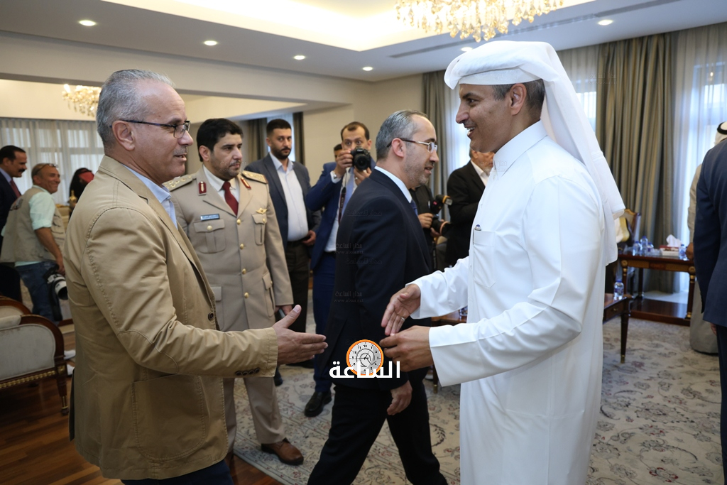 Madar Al-Saa Images 0.49247178130668245