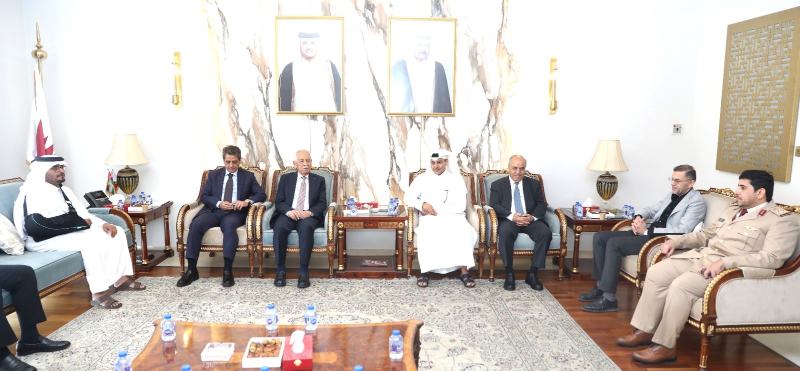 Madar Al-Saa Images 0.46530179287663564