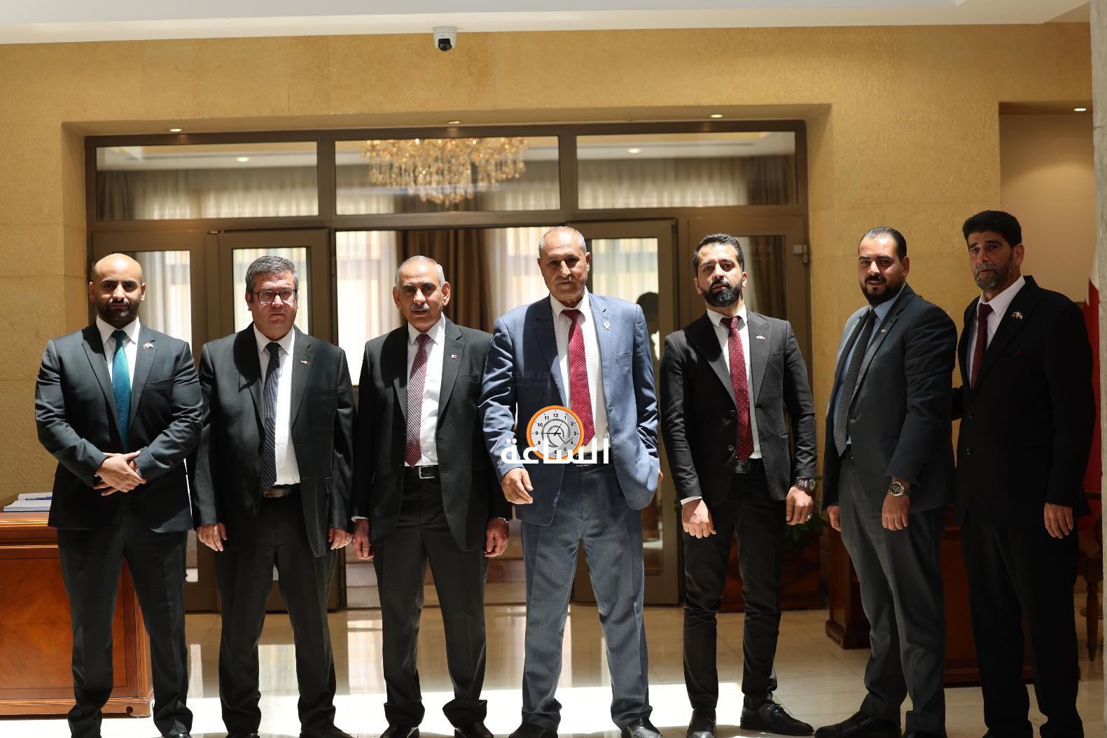 Madar Al-Saa Images 0.7615281703500125