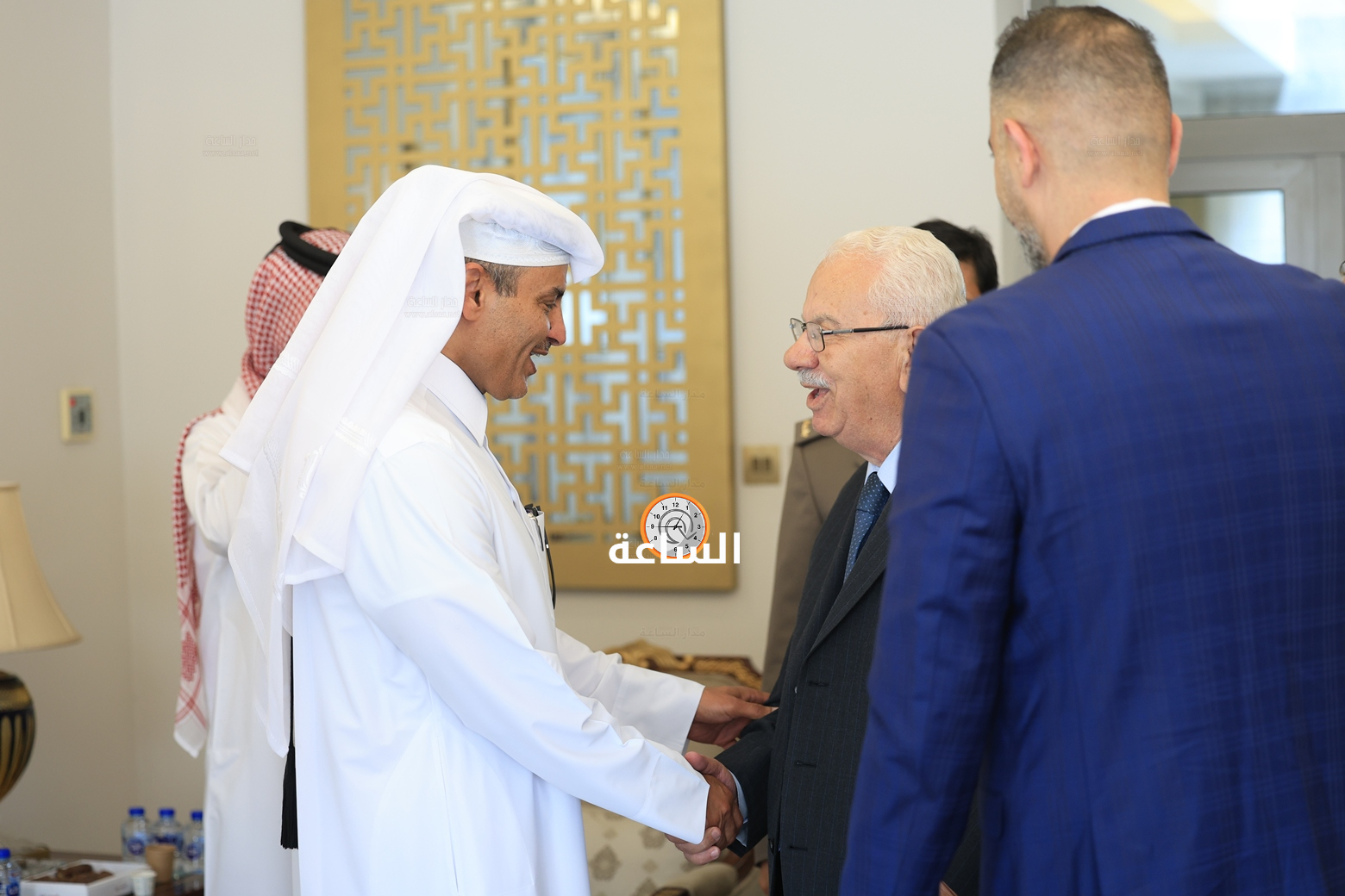Madar Al-Saa Images 0.7672394403175281