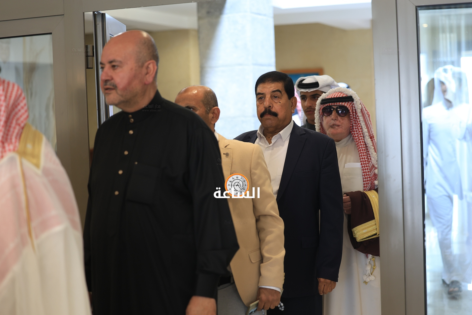 Madar Al-Saa Images 0.05540374880662302