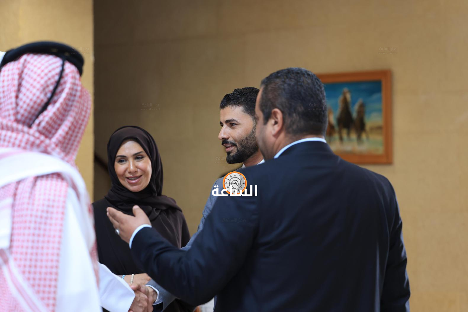 Madar Al-Saa Images 0.8100779978605658