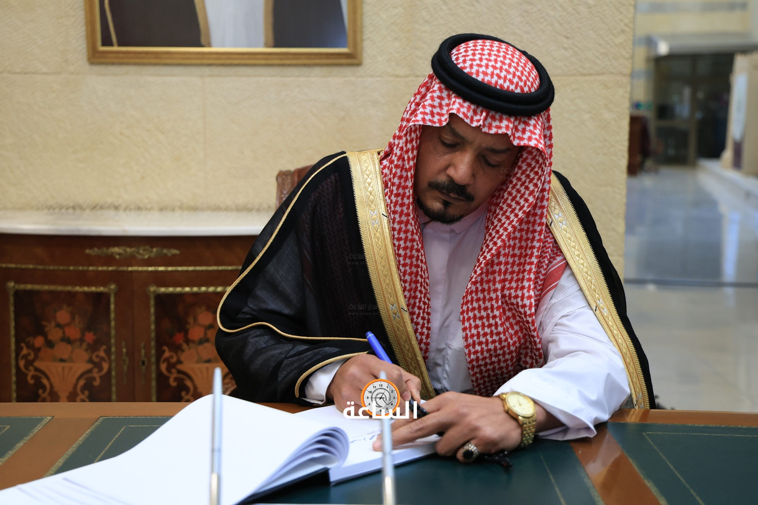 Madar Al-Saa Images 0.6237692152094573
