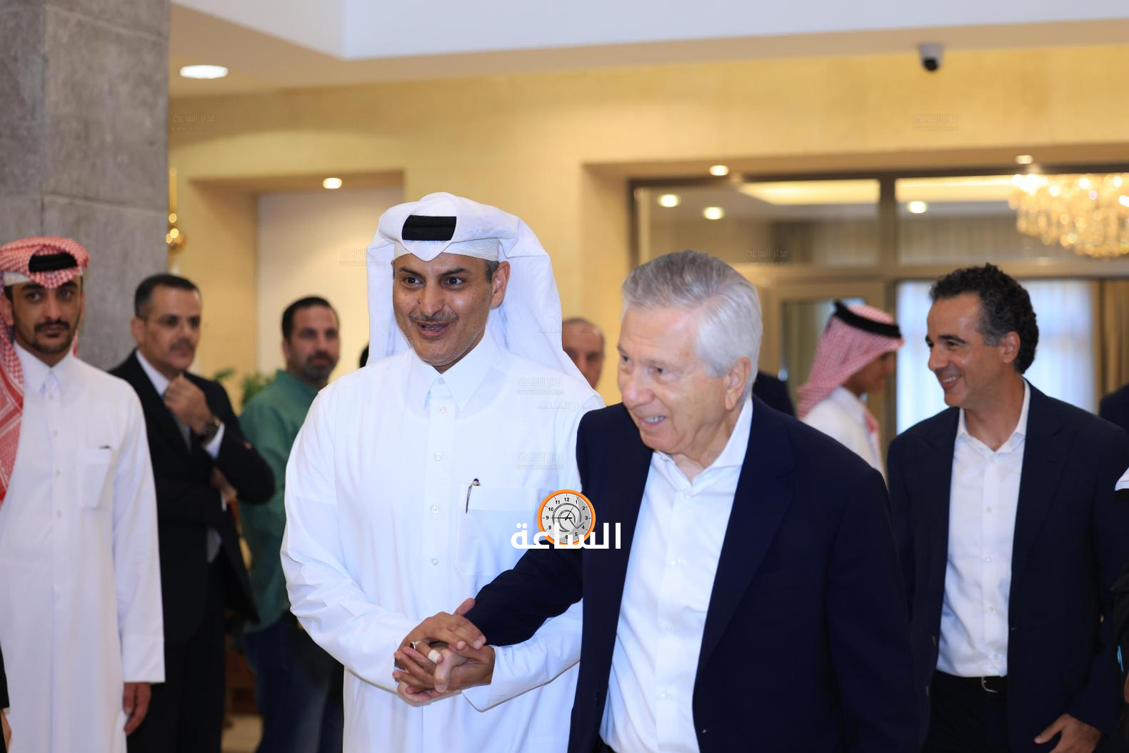 Madar Al-Saa Images 0.9705530061509965