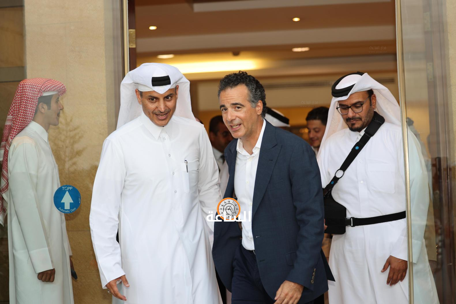 Madar Al-Saa Images 0.353893114092535