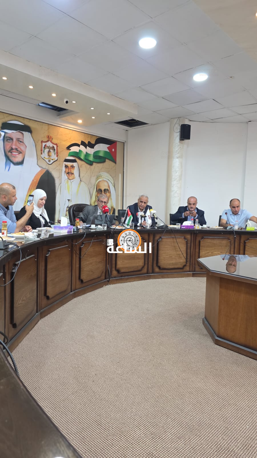 Madar Al-Saa Images 0.038248348642405006