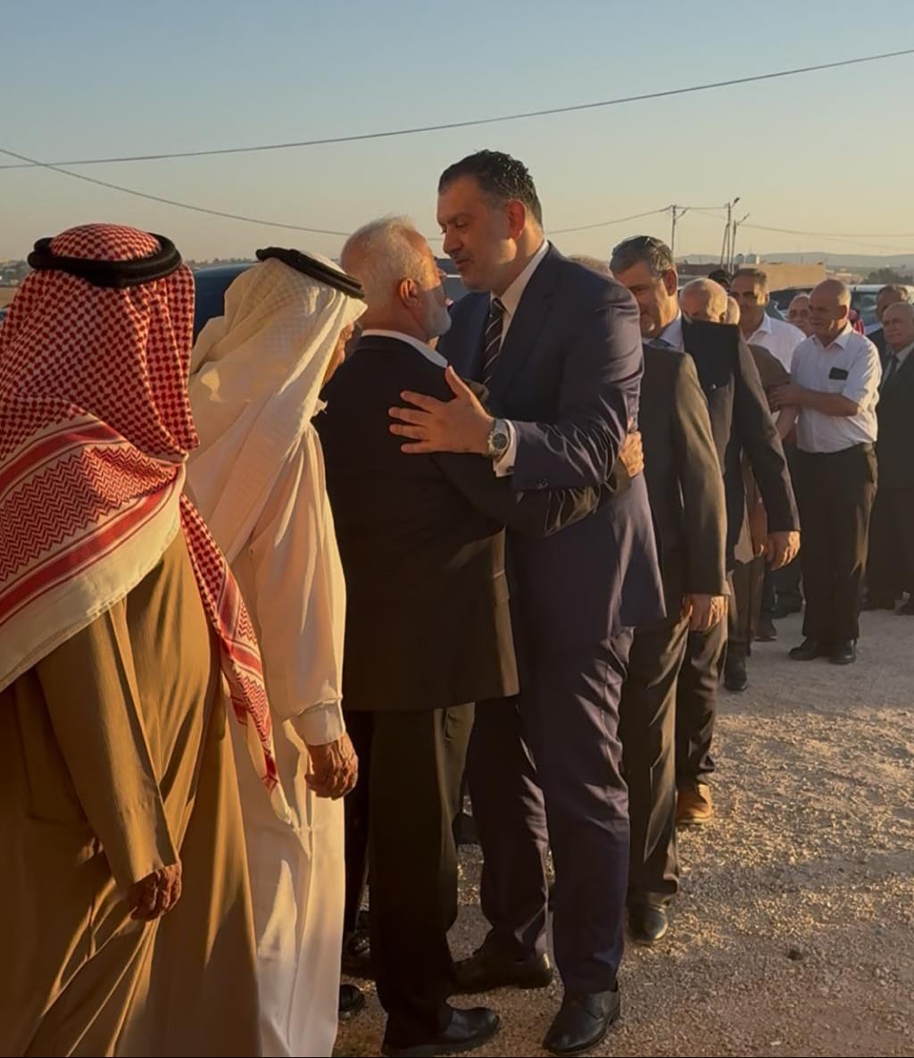 Madar Al-Saa Images 0.40604376347750404
