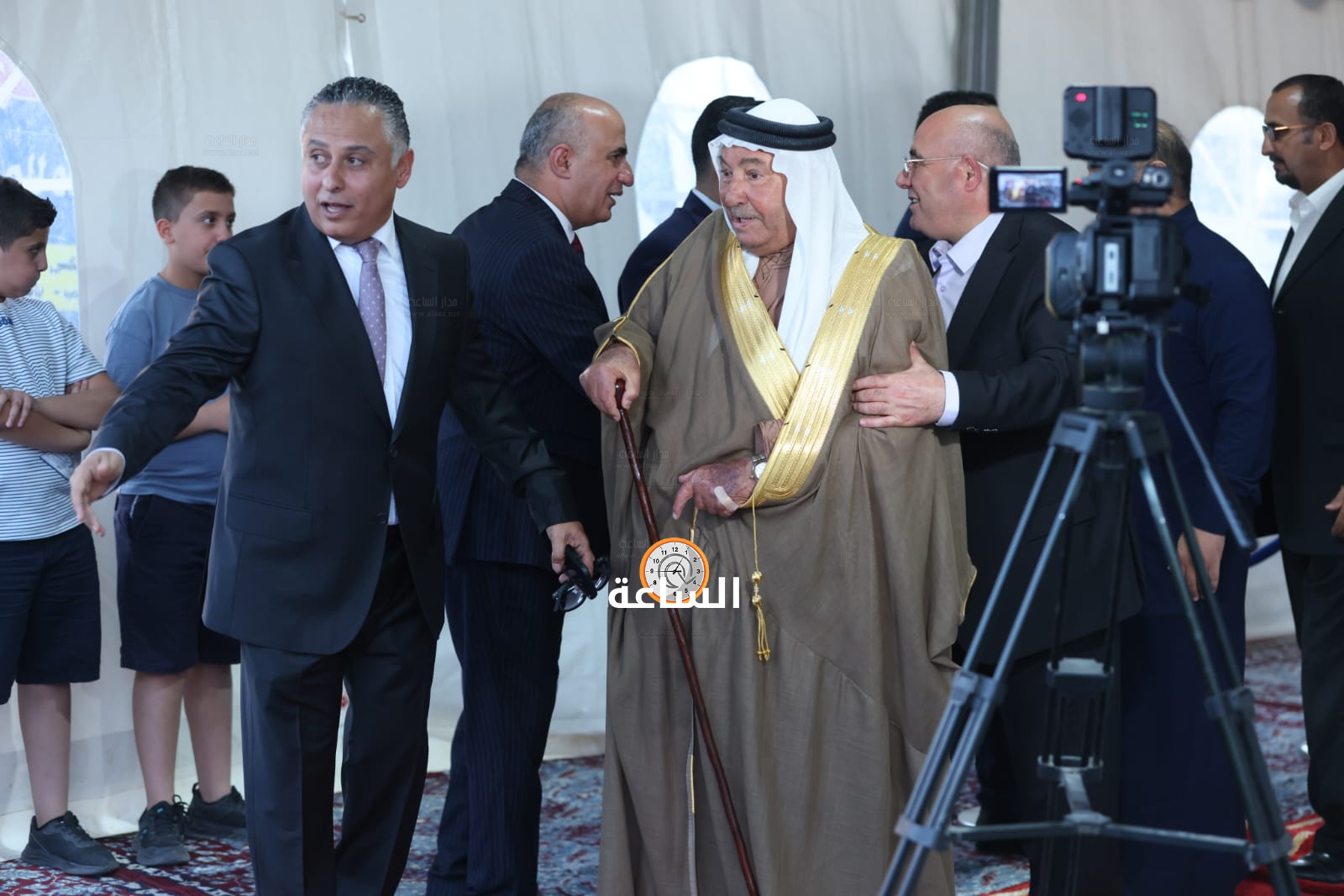 Madar Al-Saa Images 0.7255728215861997