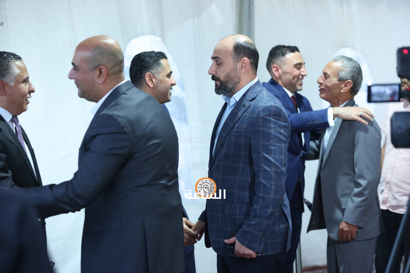 Madar Al-Saa Images 0.1892088821065322