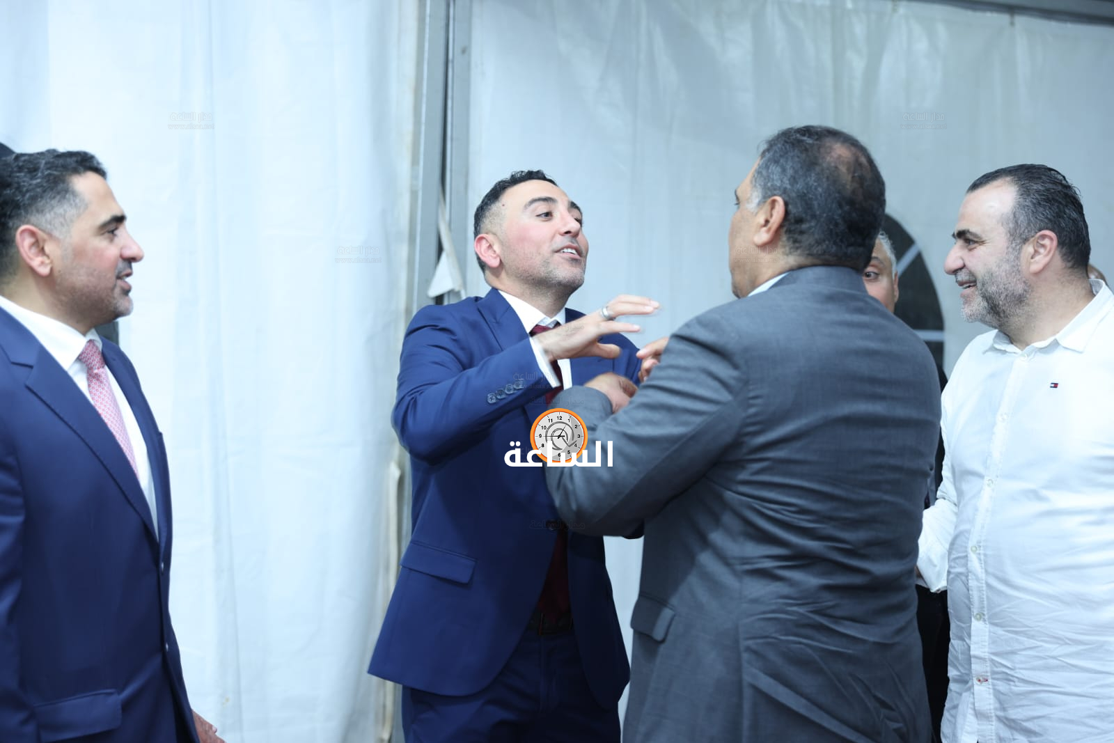 Madar Al-Saa Images 0.9832466797648831