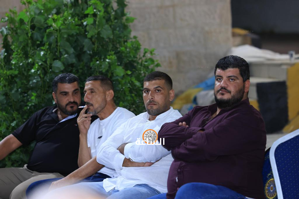Madar Al-Saa Images 0.7161887566470512