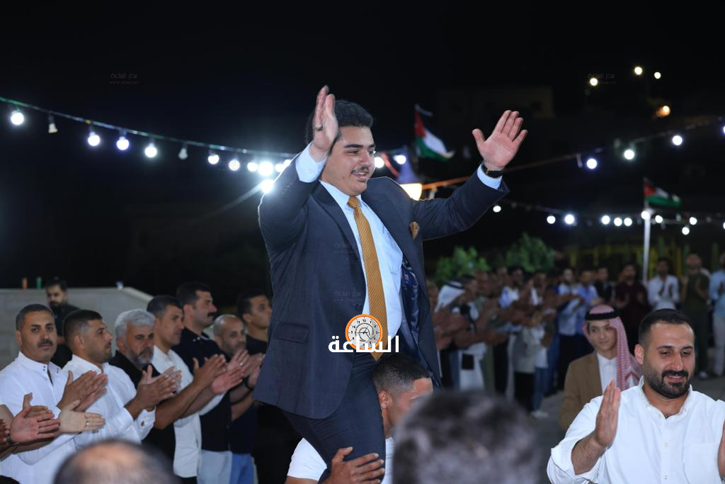 Madar Al-Saa Images 0.6978922859609861