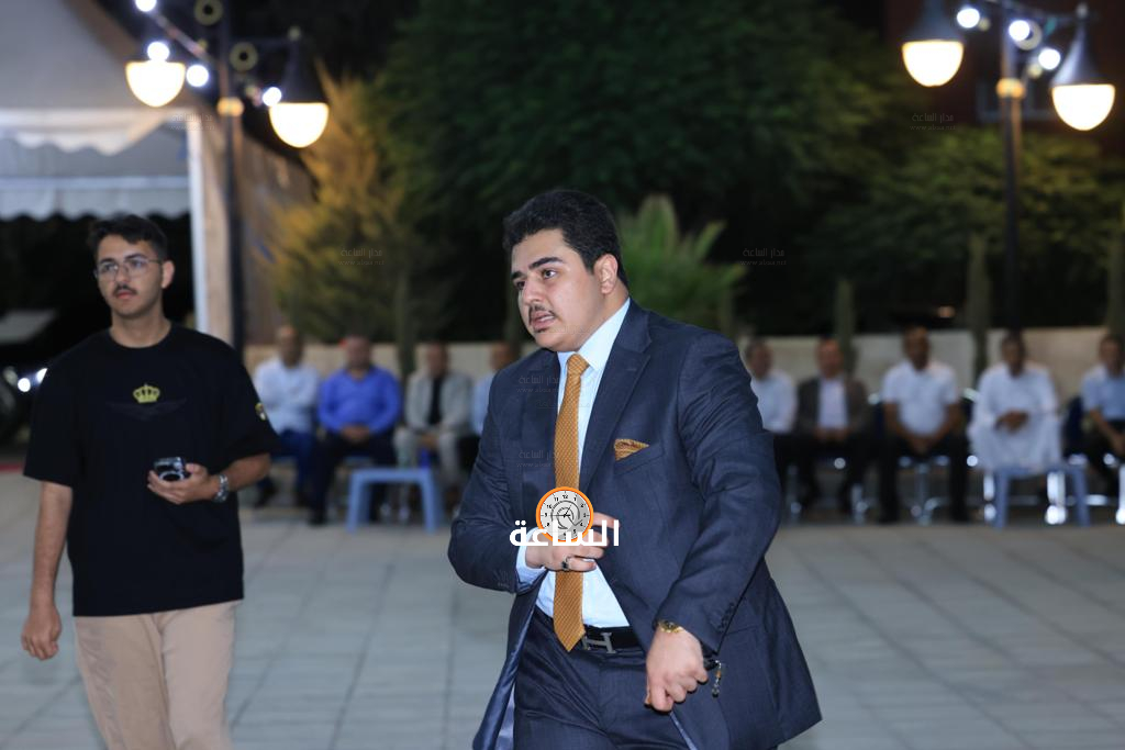 Madar Al-Saa Images 0.9135639395224722