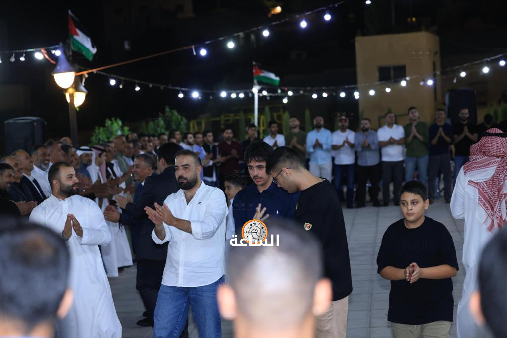 Madar Al-Saa Images 0.819990583193496