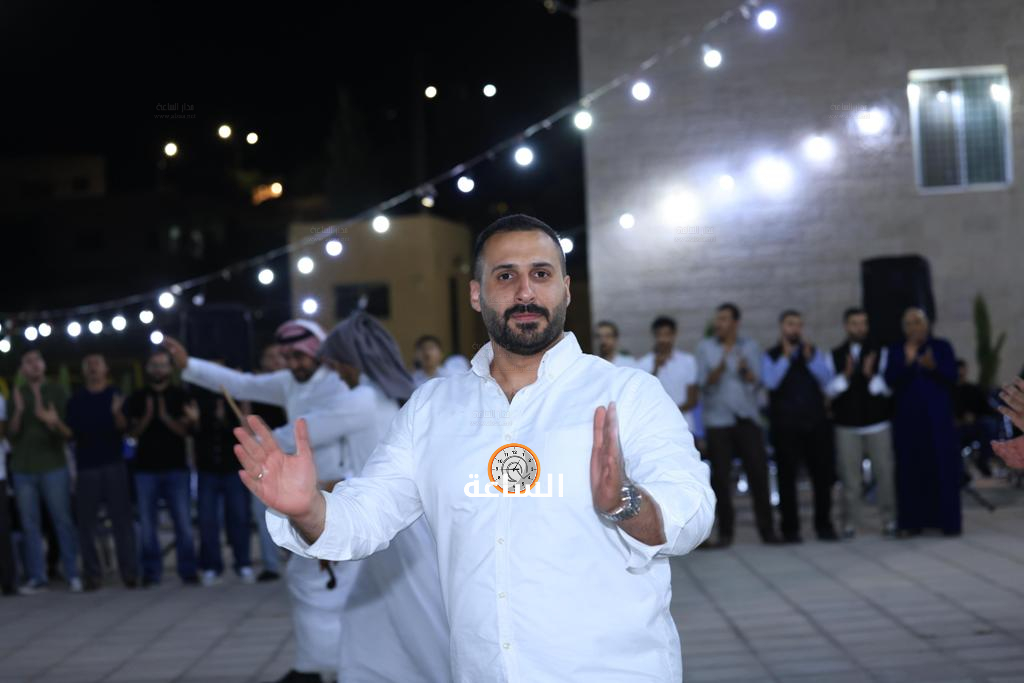 Madar Al-Saa Images 0.8751137632996936