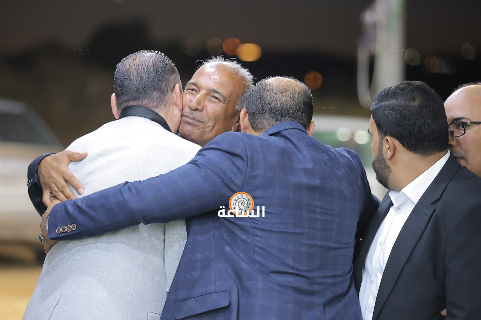 Madar Al-Saa Images 0.819899694203436