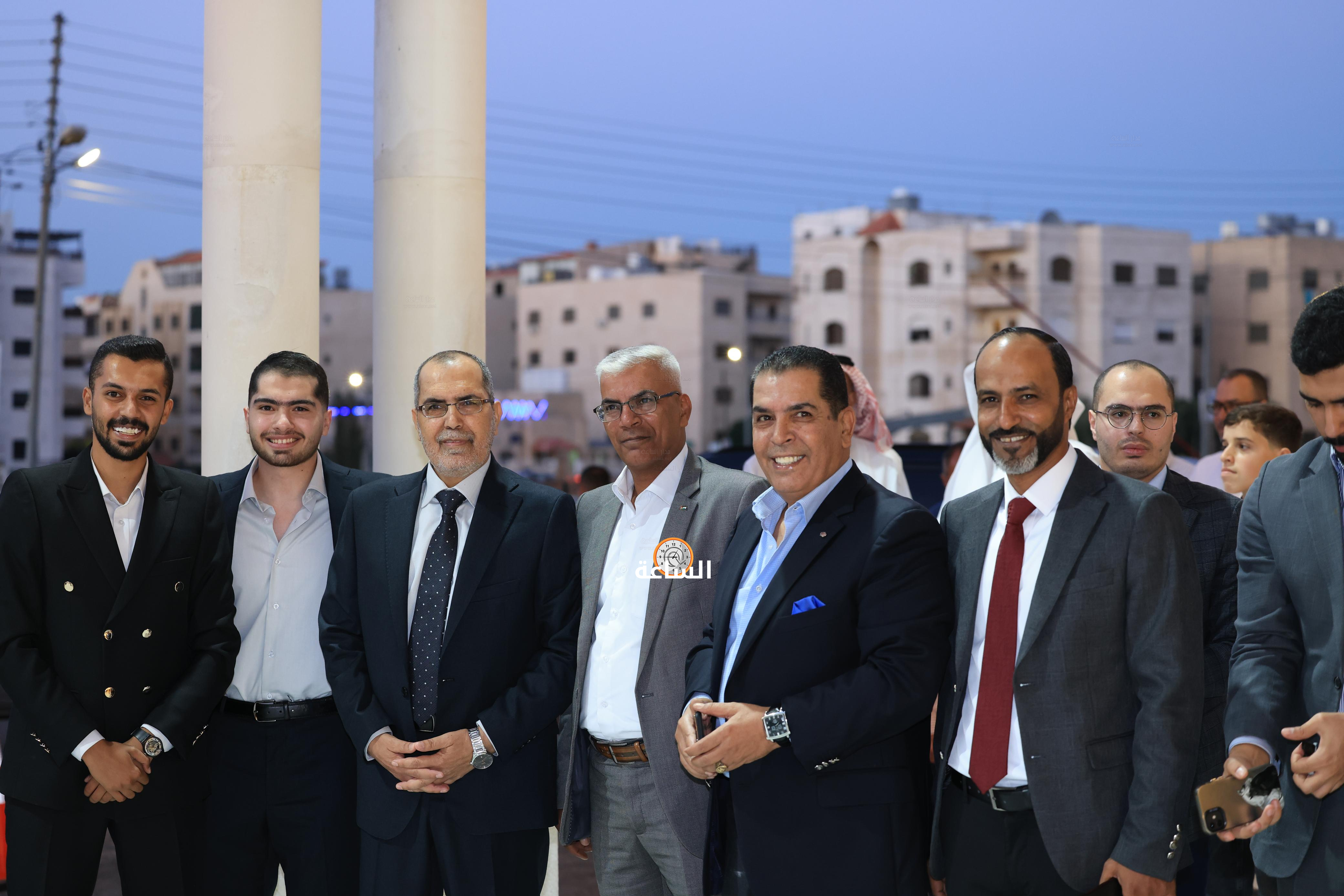 Madar Al-Saa Images 0.056358794733630035