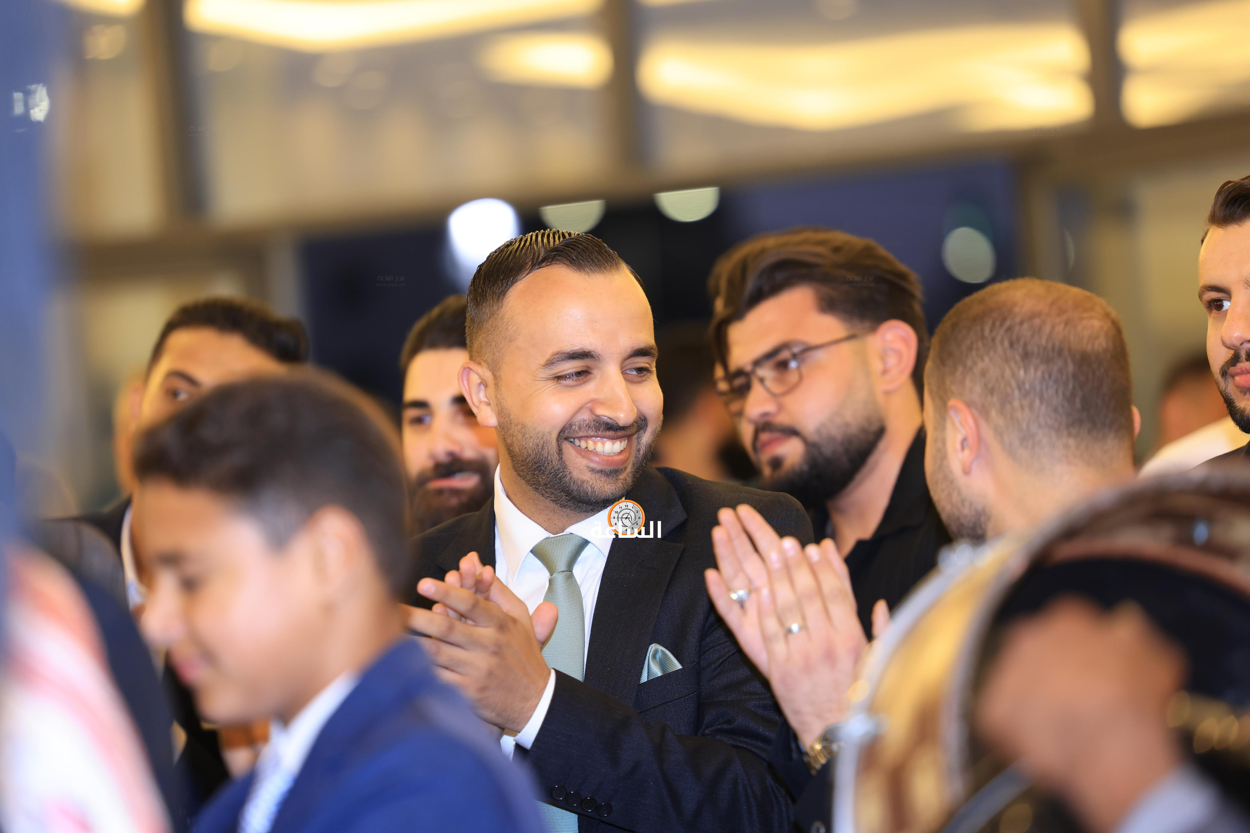 Madar Al-Saa Images 0.7830862211789759