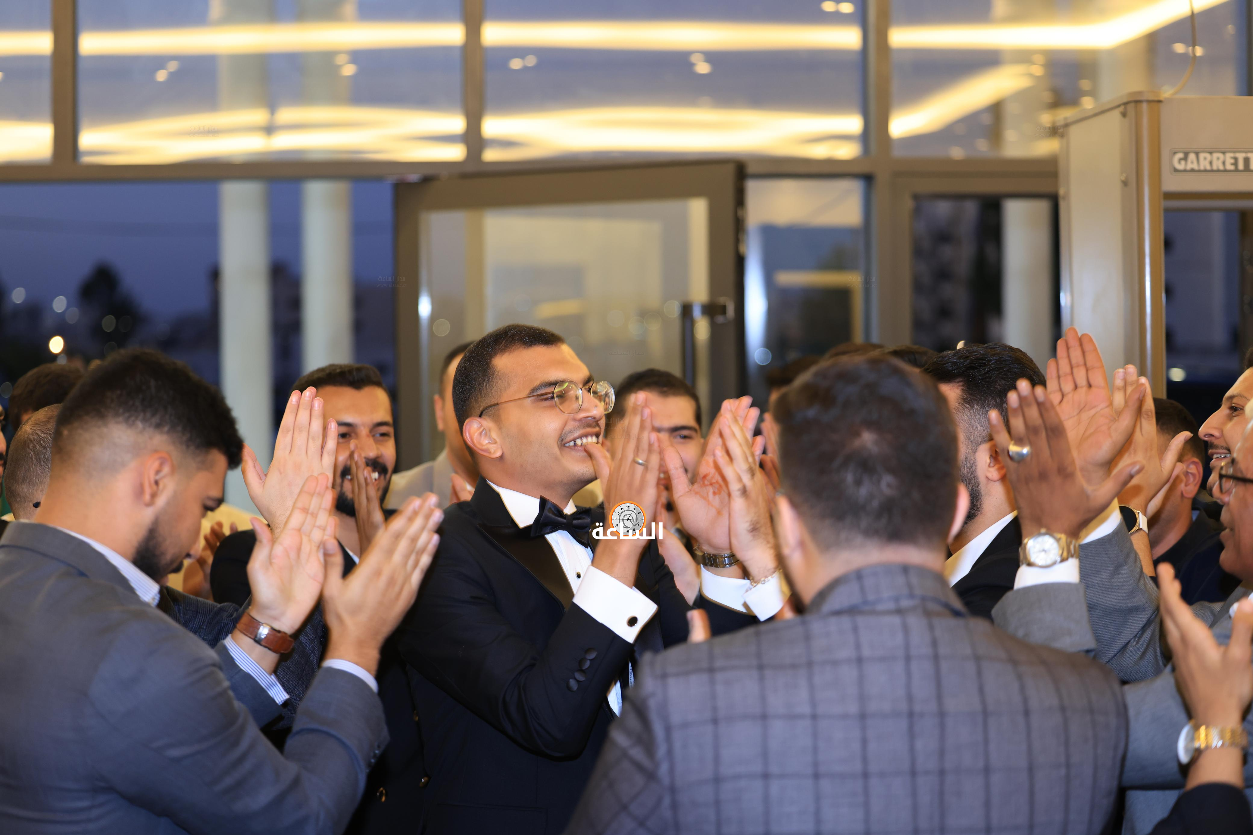 Madar Al-Saa Images 0.8799547657437284