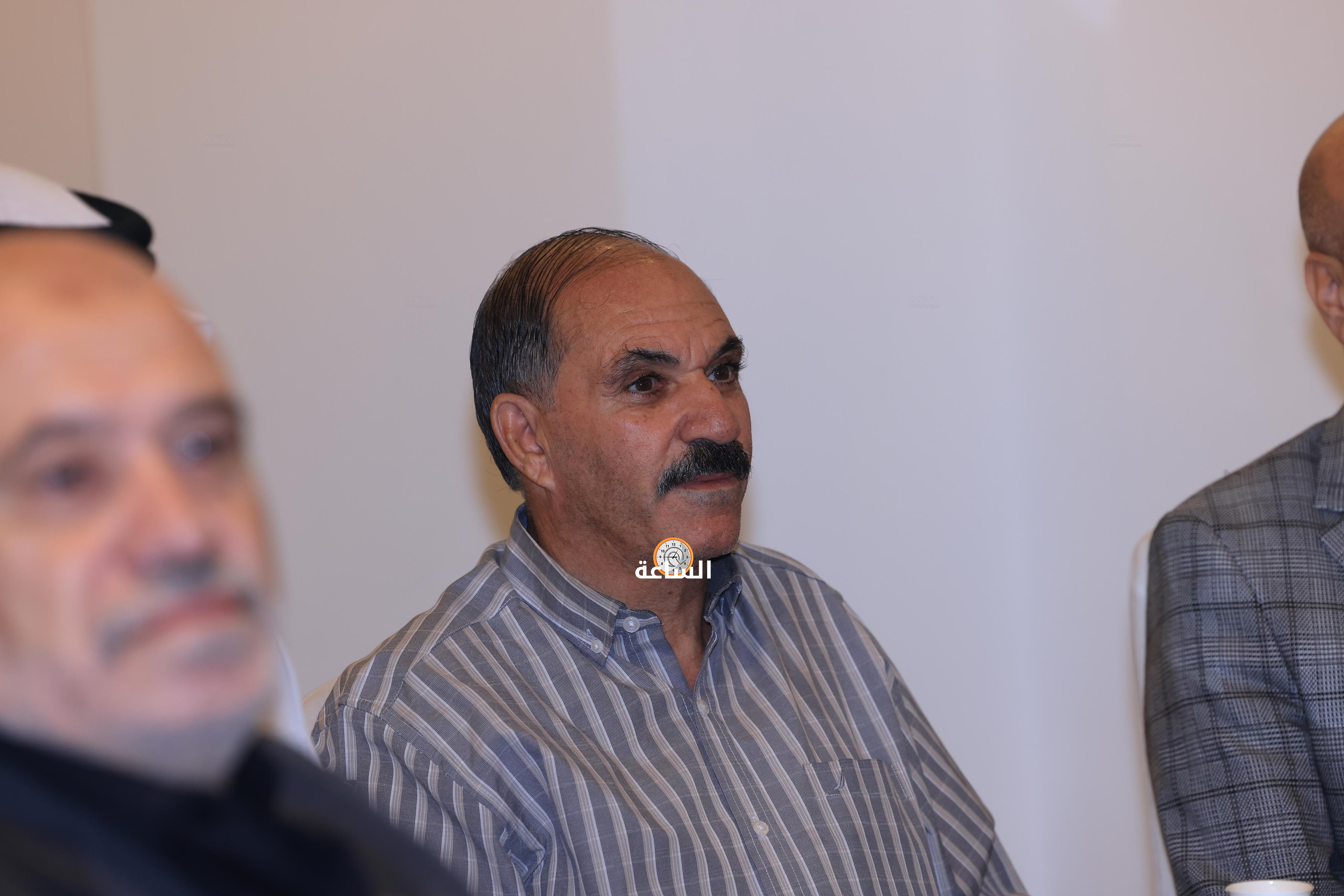 Madar Al-Saa Images 0.9288498553391064