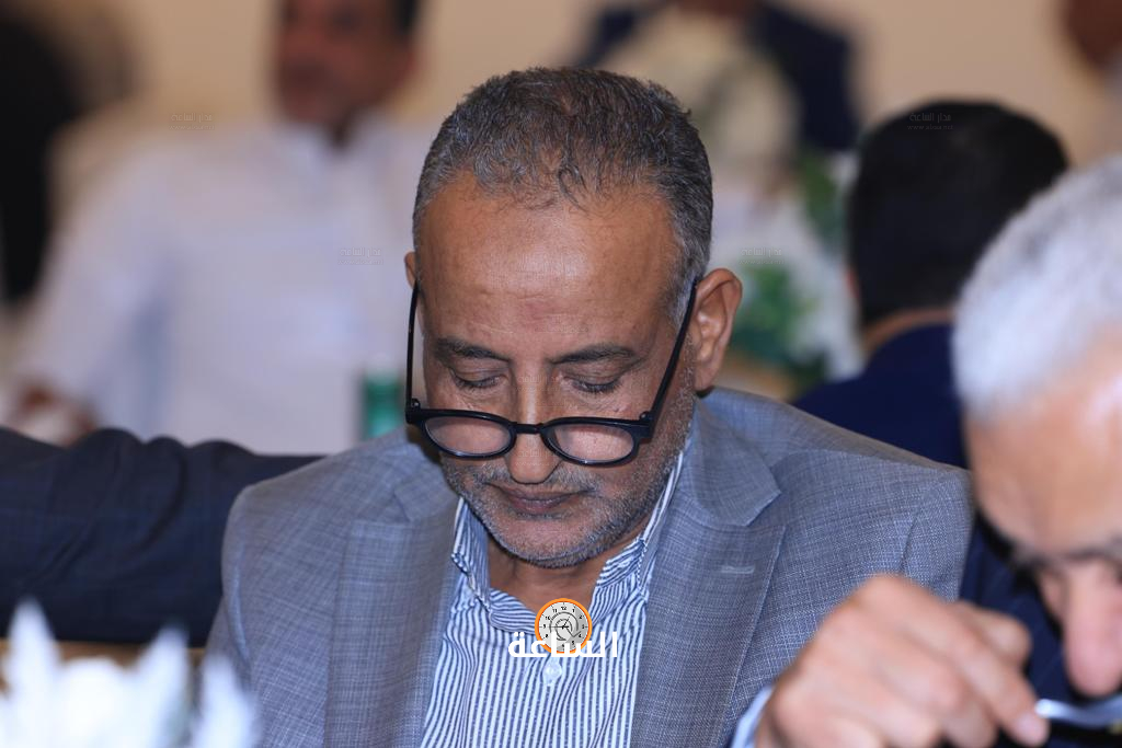 Madar Al-Saa Images 0.20612343322135507