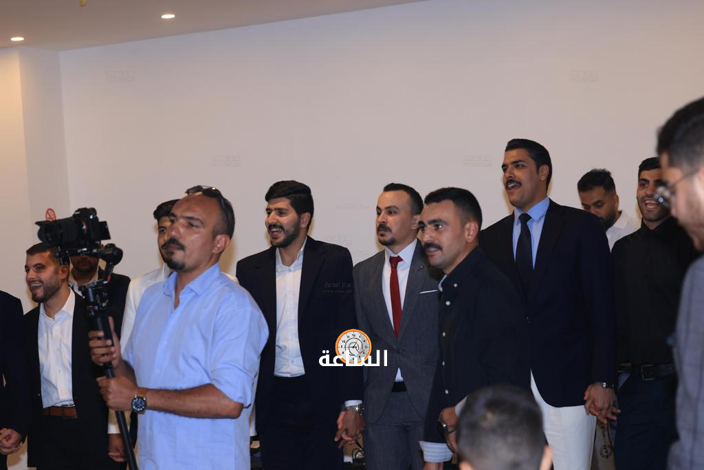 Madar Al-Saa Images 0.7792314386734726