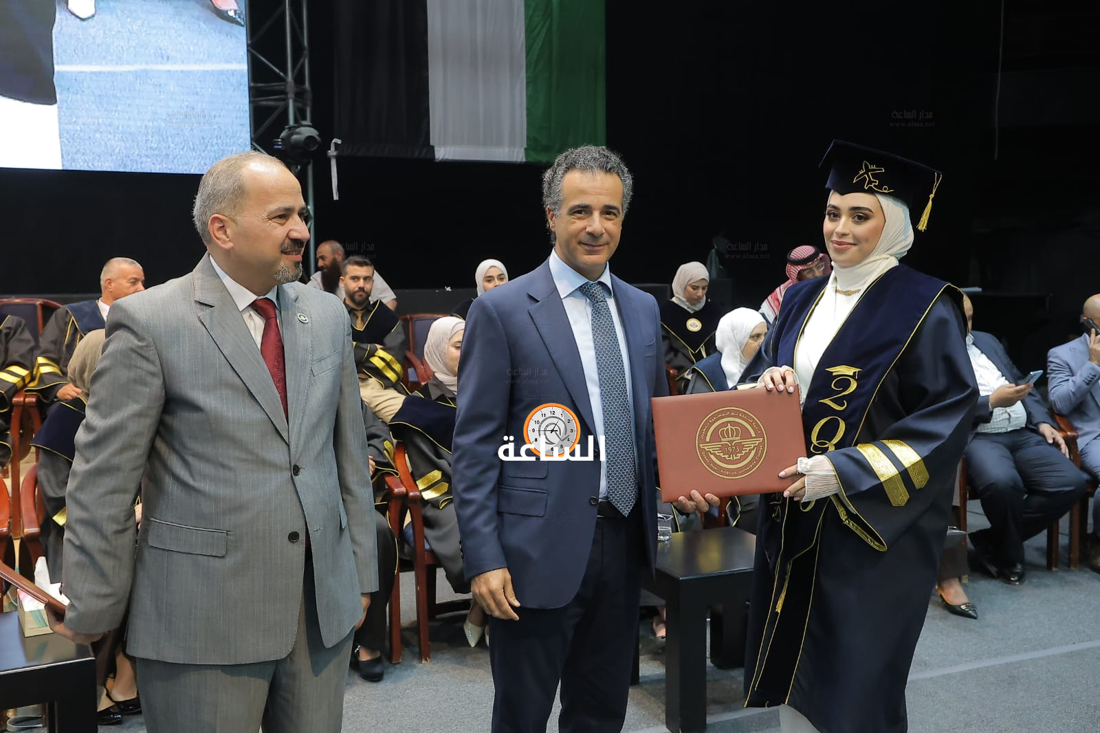 Madar Al-Saa Images 0.1571124053642201