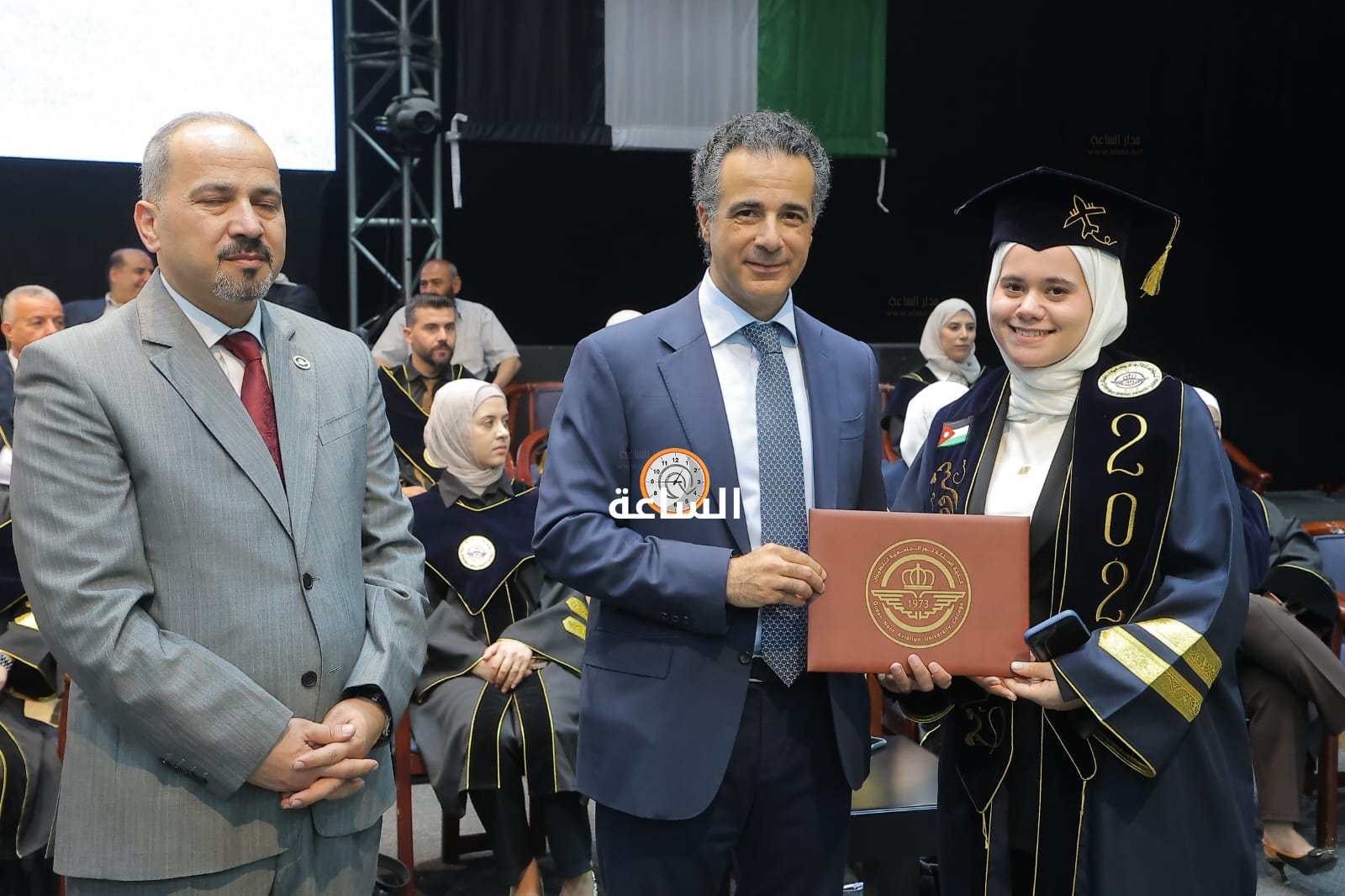 Madar Al-Saa Images 0.9441674564069193