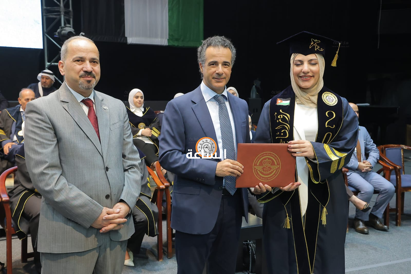 Madar Al-Saa Images 0.5602671141226626