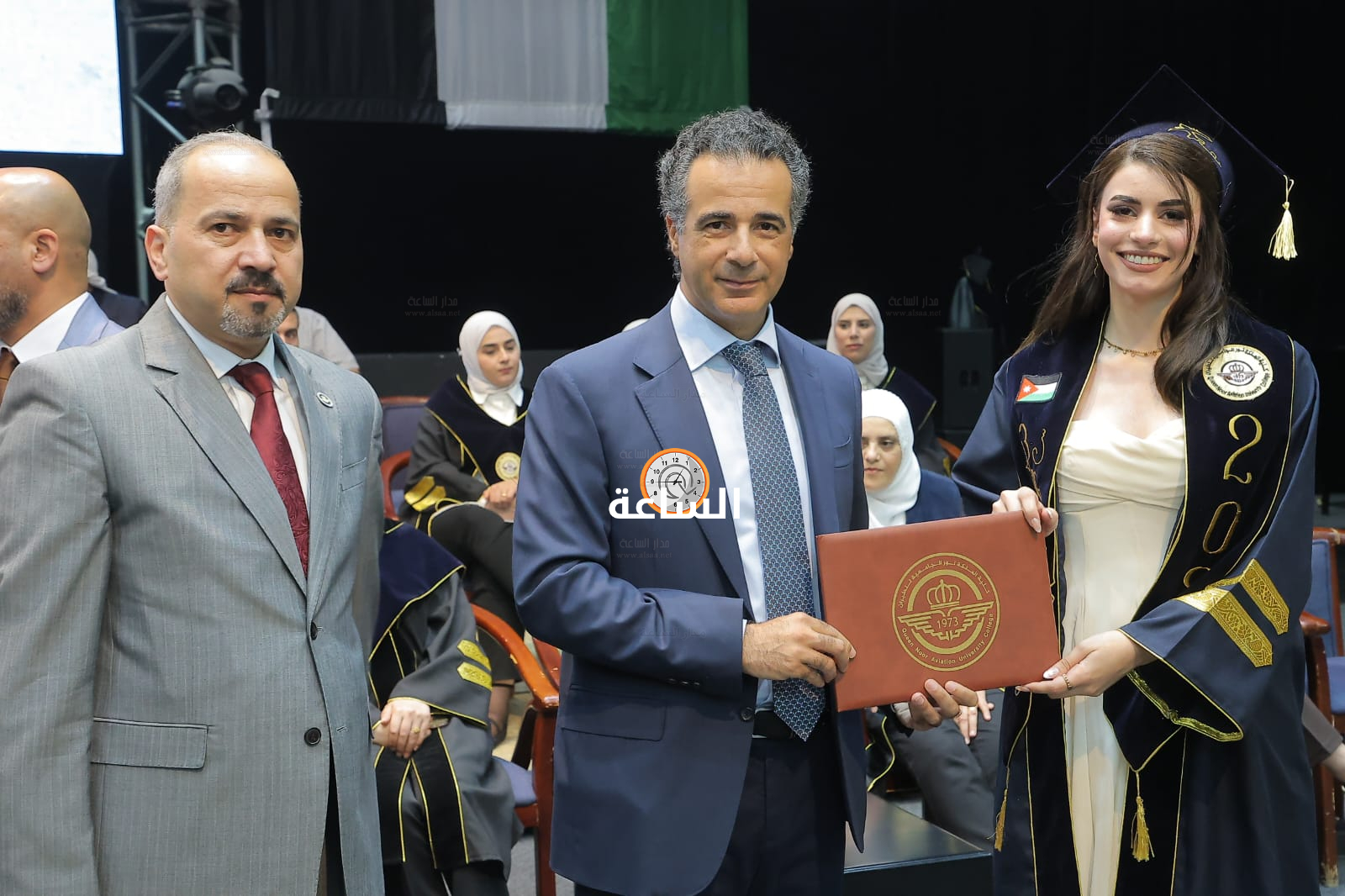 Madar Al-Saa Images 0.7293065928327412