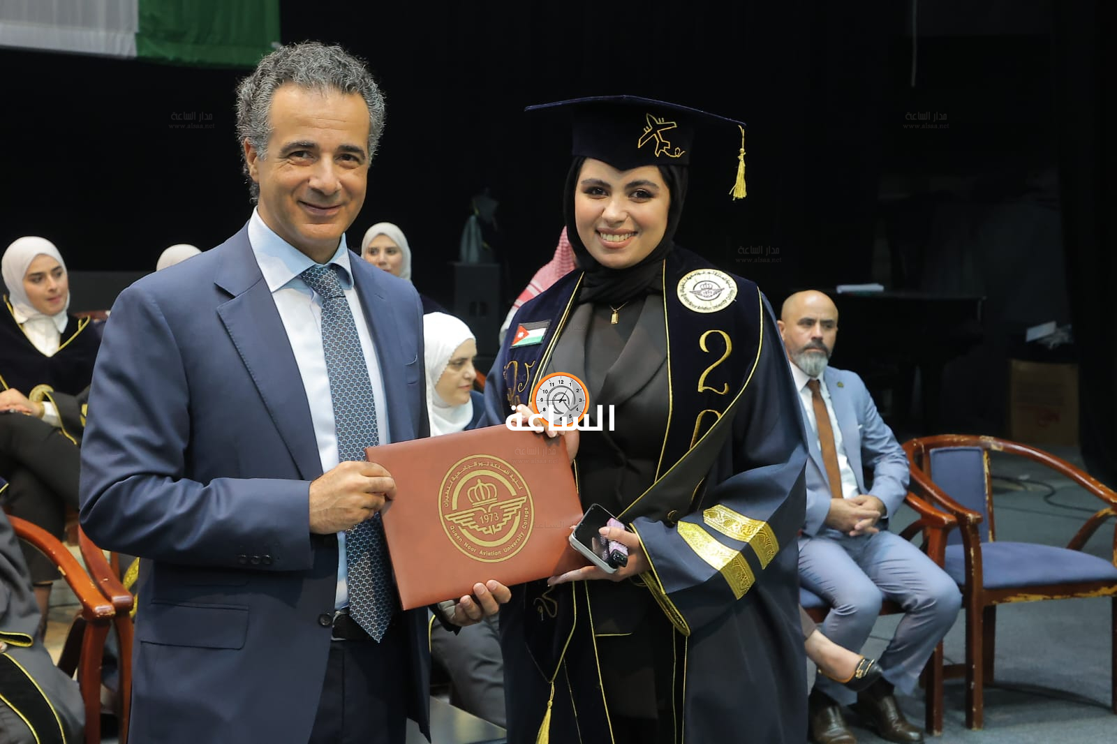 Madar Al-Saa Images 0.9970971104996942