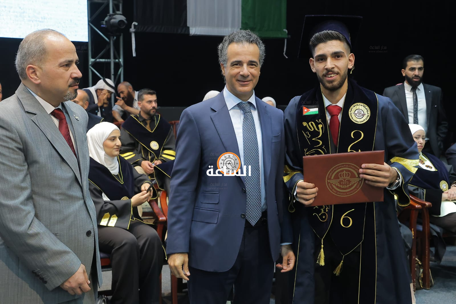 Madar Al-Saa Images 0.24815428758072344