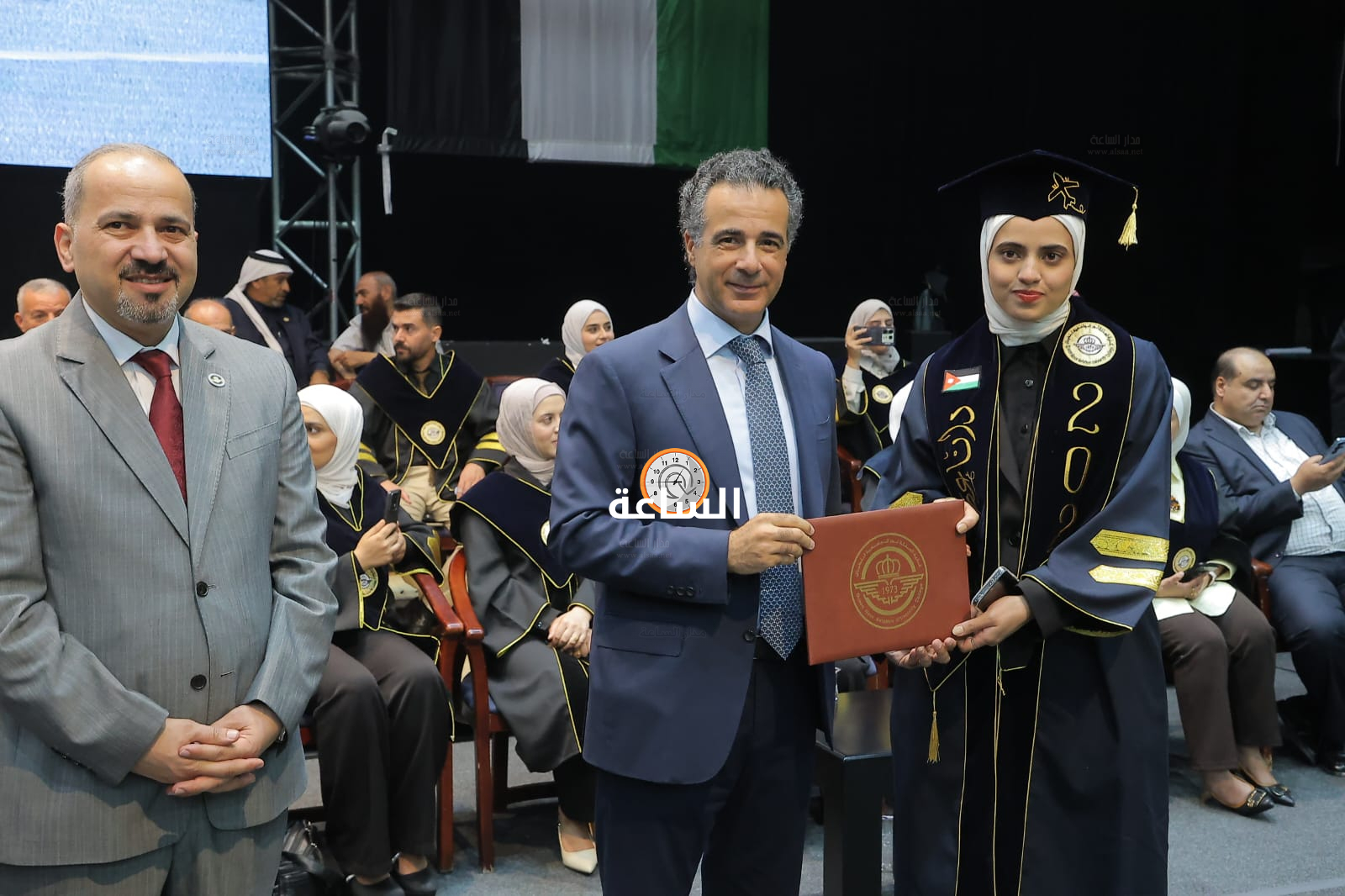Madar Al-Saa Images 0.2732681044490708