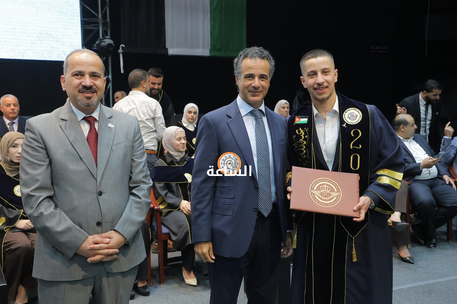 Madar Al-Saa Images 0.07984991688525411
