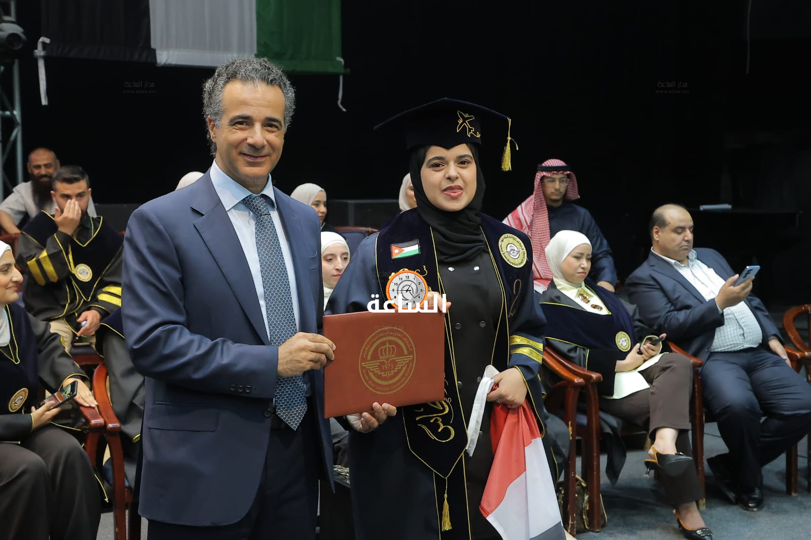 Madar Al-Saa Images 0.5524585606865188