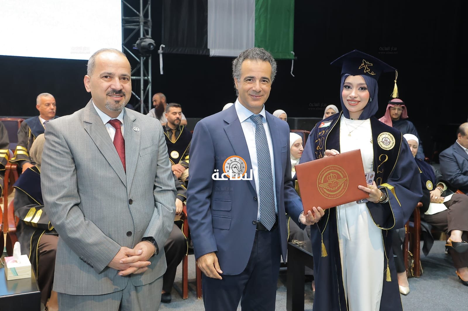 Madar Al-Saa Images 0.8309184525473589