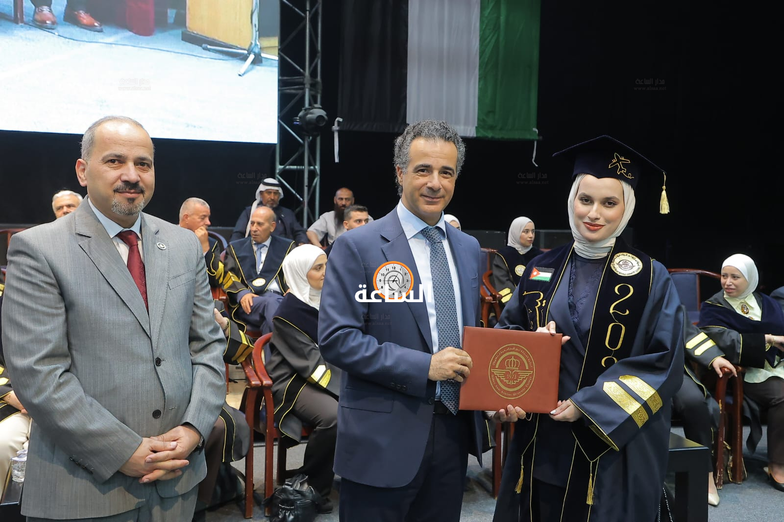 Madar Al-Saa Images 0.6874051776445981