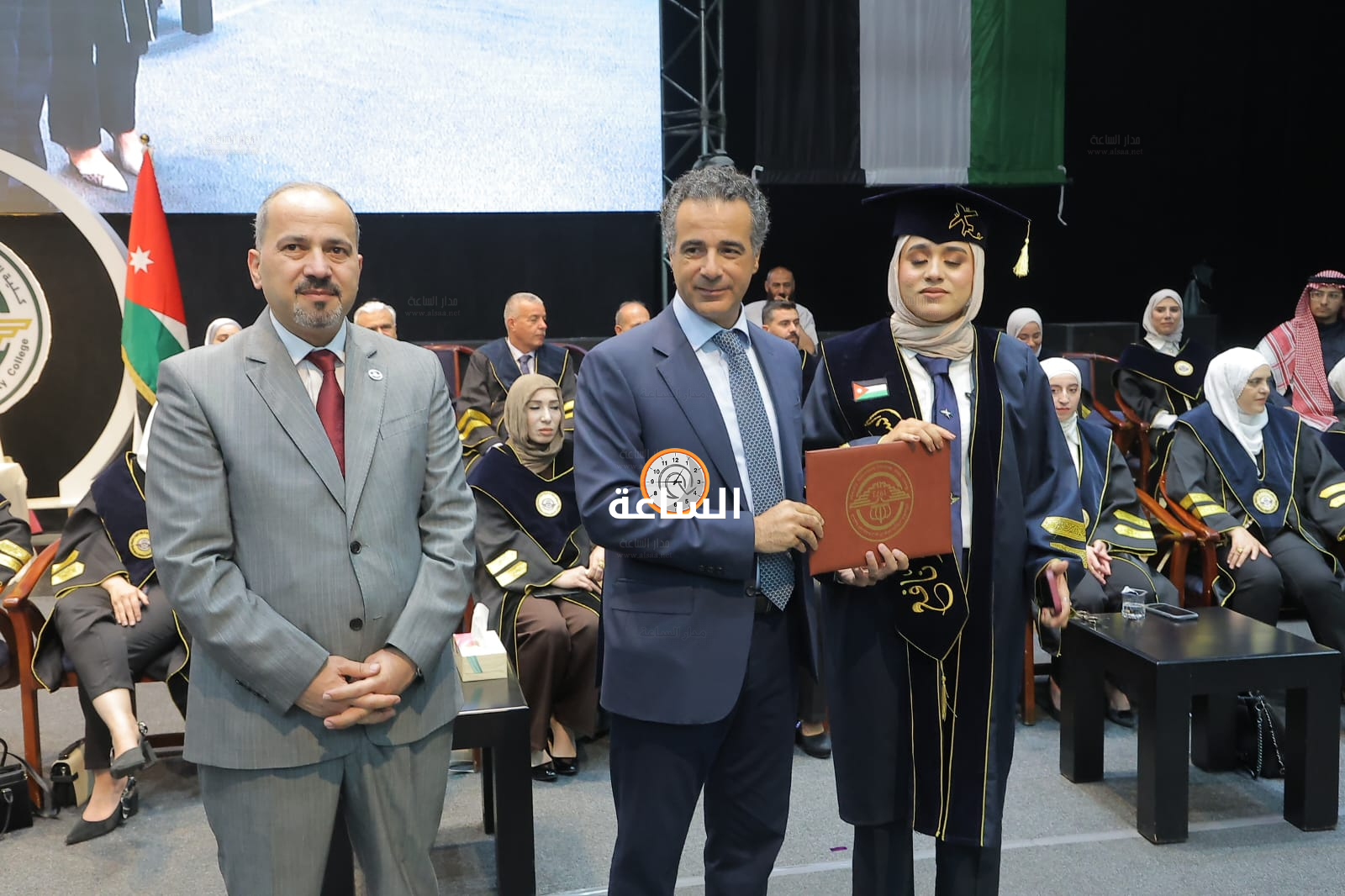 Madar Al-Saa Images 0.6301495015956579