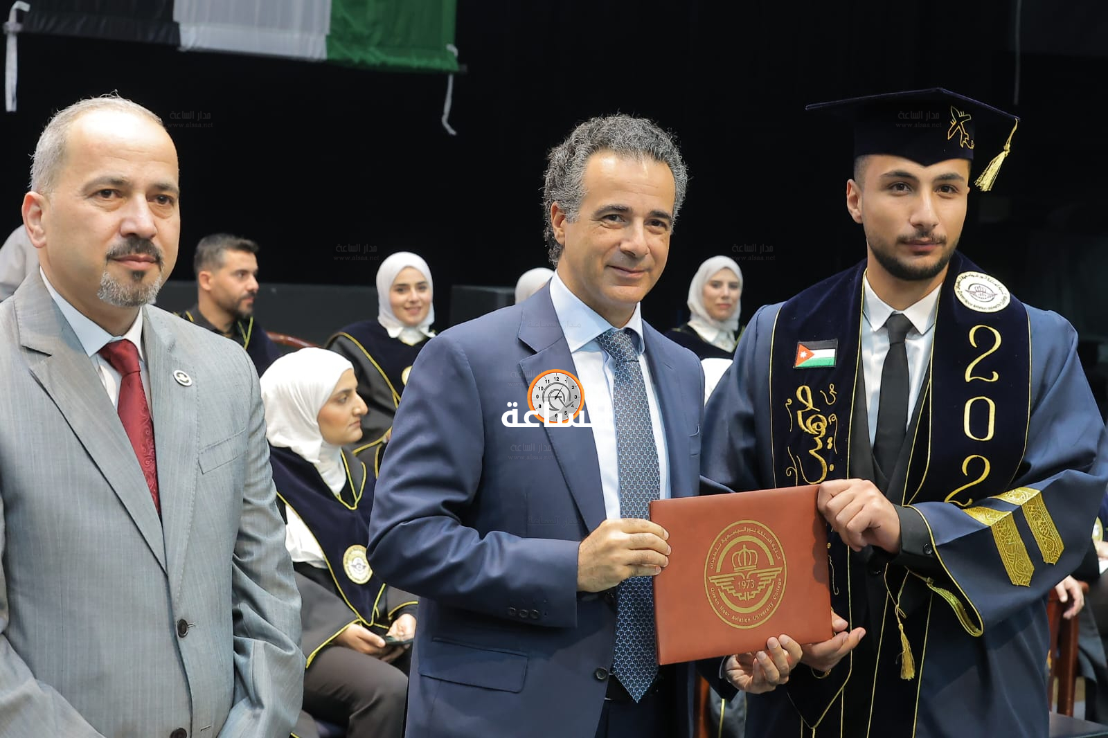 Madar Al-Saa Images 0.9078302555885915